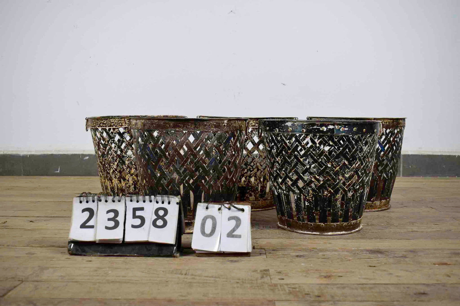 MILL-2358 Metal Basket- 3 Size  C29