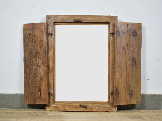 MILL-1605/22 Wooden Window With Mirror C33