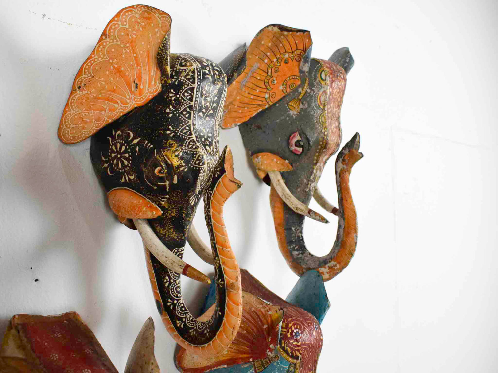 MILL-1650 Metal Hand Painted Elephant Head C29
