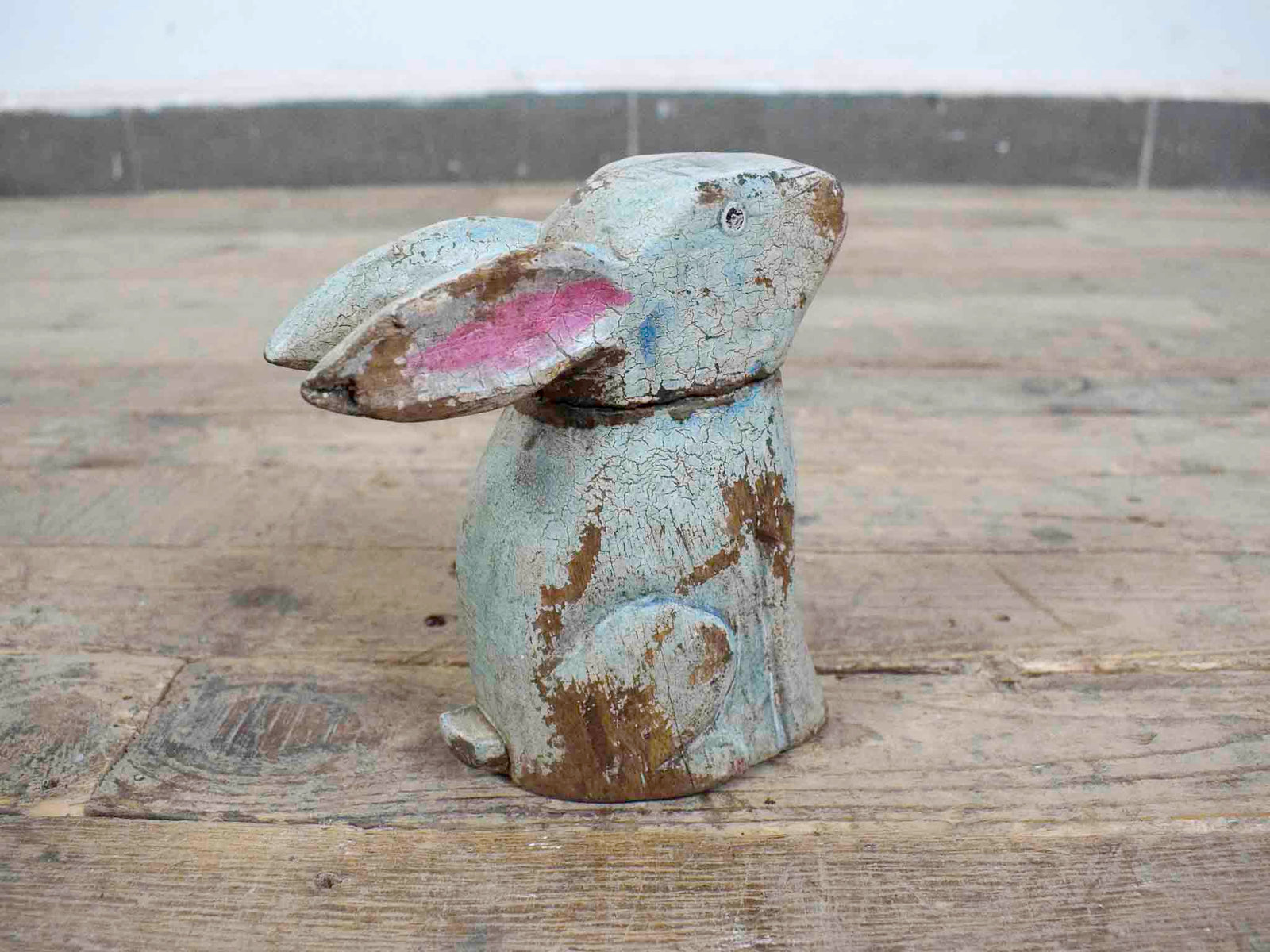 MILL-1622 Wooden Rabbit C29