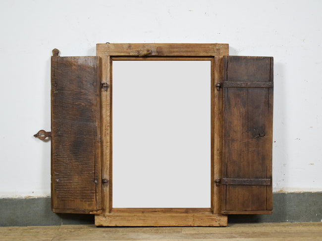 MILL-1605/31 Wooden Window With Mirror C33