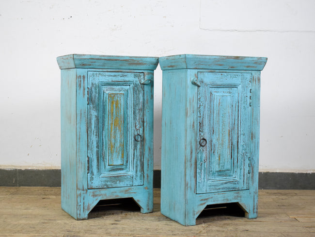 MILL-2087/7 Pair of Bedside Cabinet C33