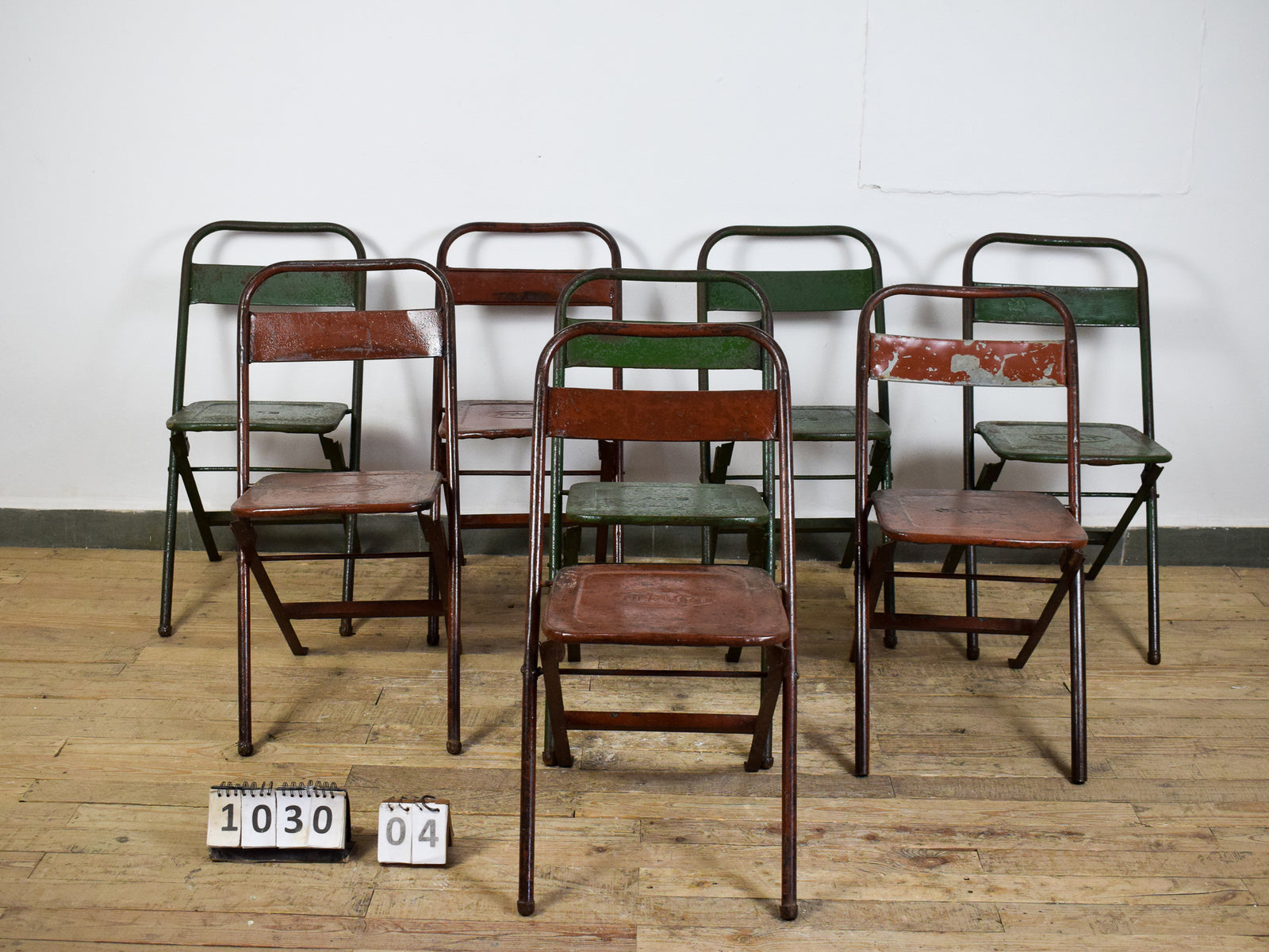 MILL-1030/4 Metal Folding Chairs C31
