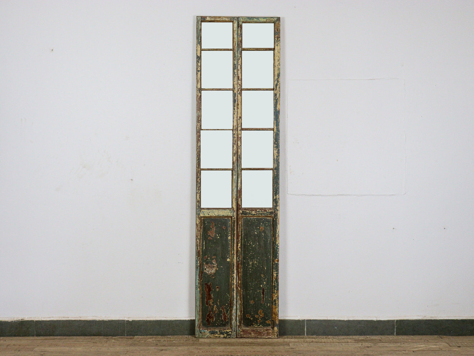 MILL-1882/5 Window Frame Mirror C27