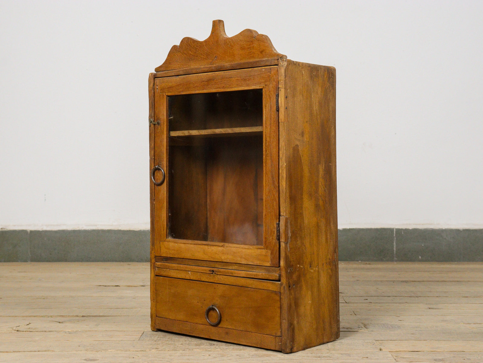 MILL-1878/27 Small Cabinet C25