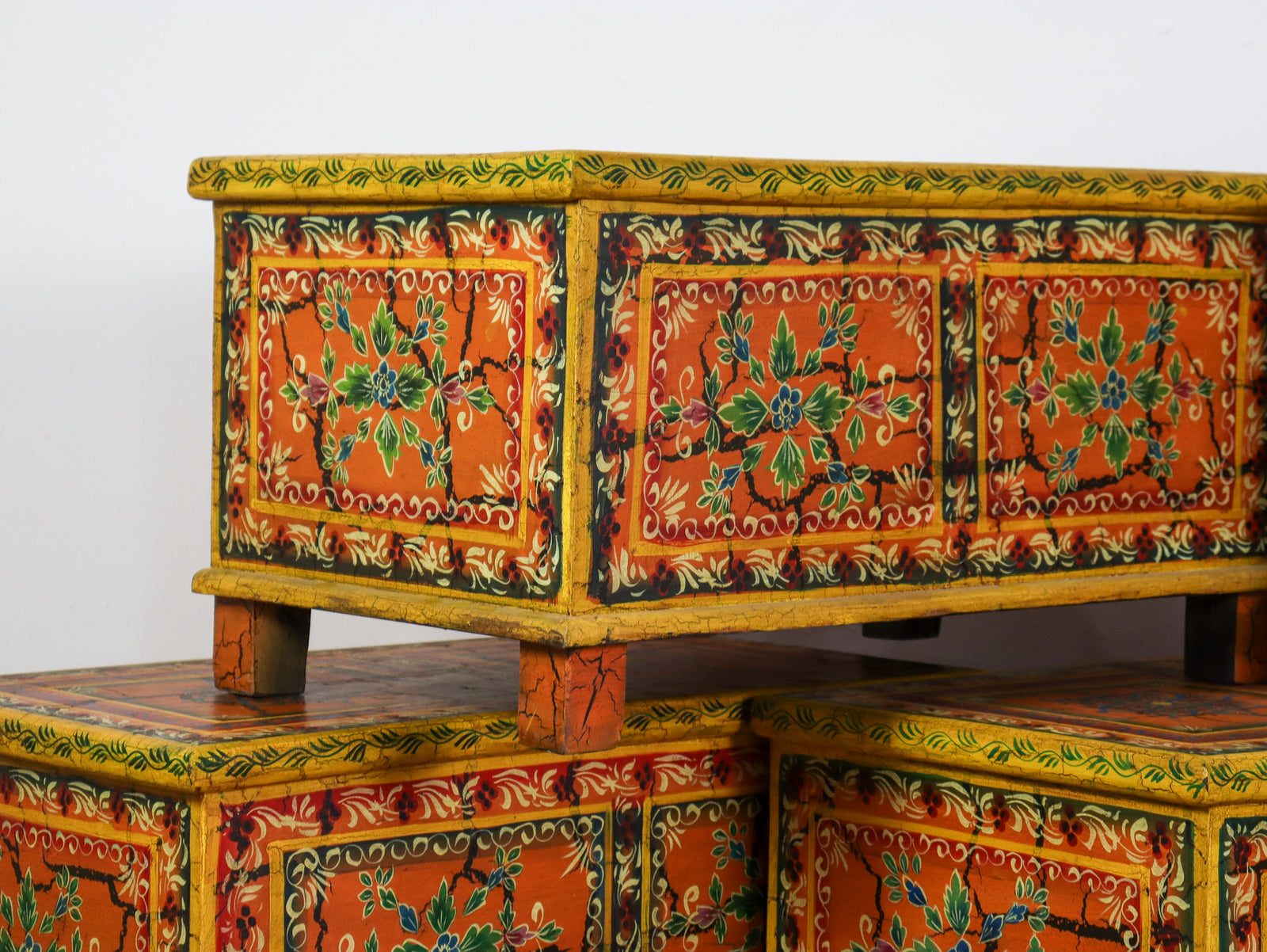 MILL-1449/14 Hand Painted Wooden Chest C29