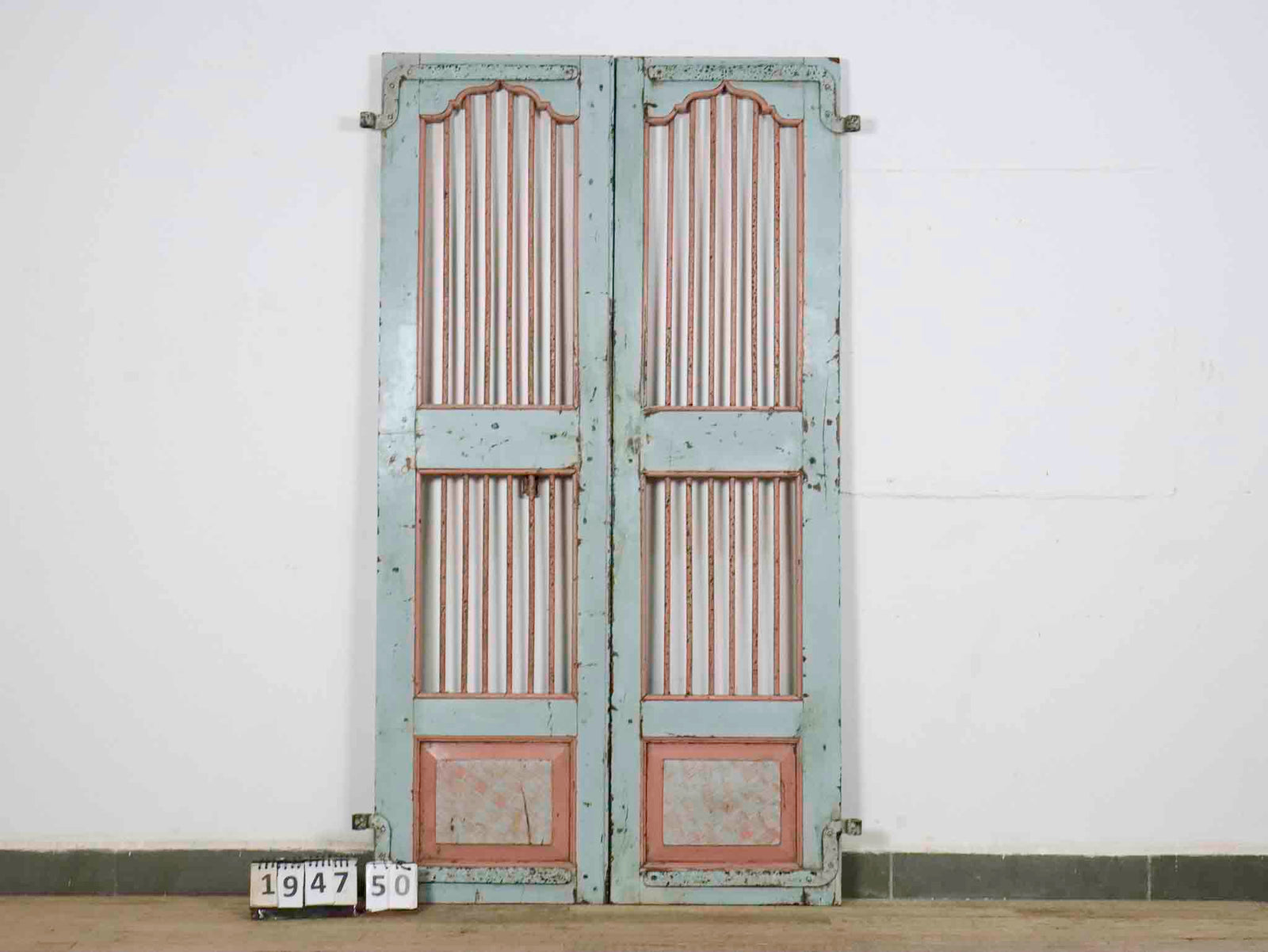 MIIL-1947/50 Pair of Doors C30