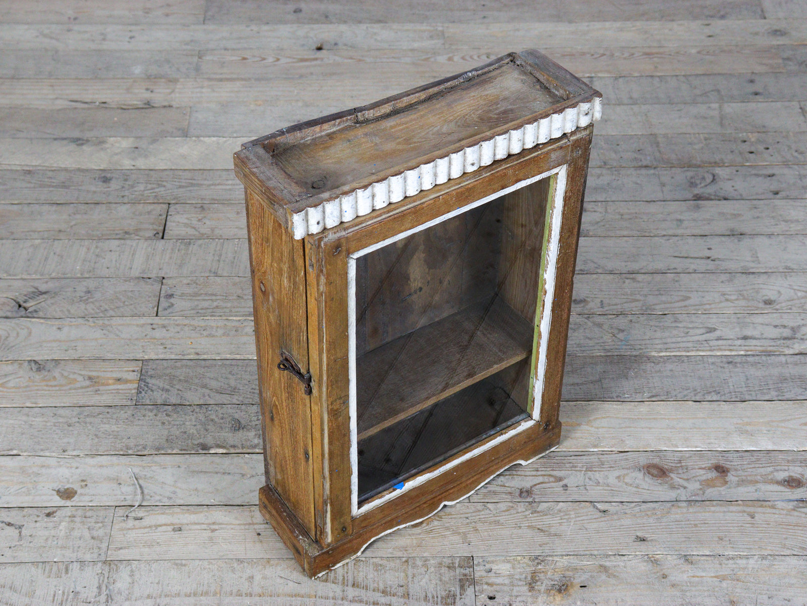 MILL-1878/2 Small Cabinet C24