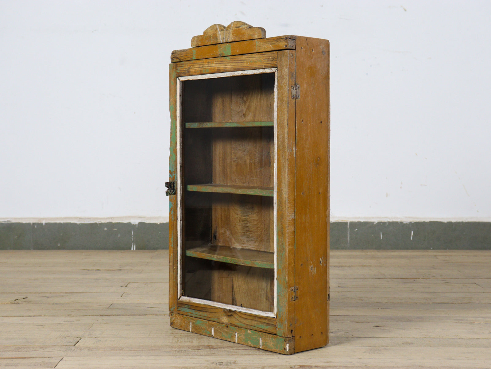 MILL-1878/3 Small Cabinet C24