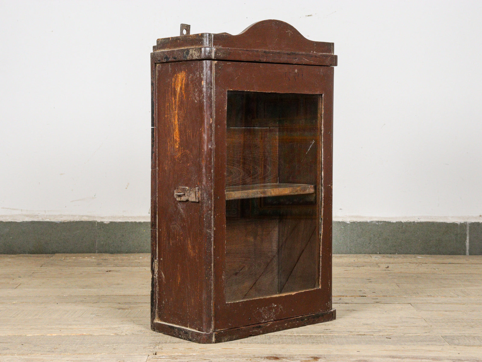 MILL-1878/24 Small Cabinet C26