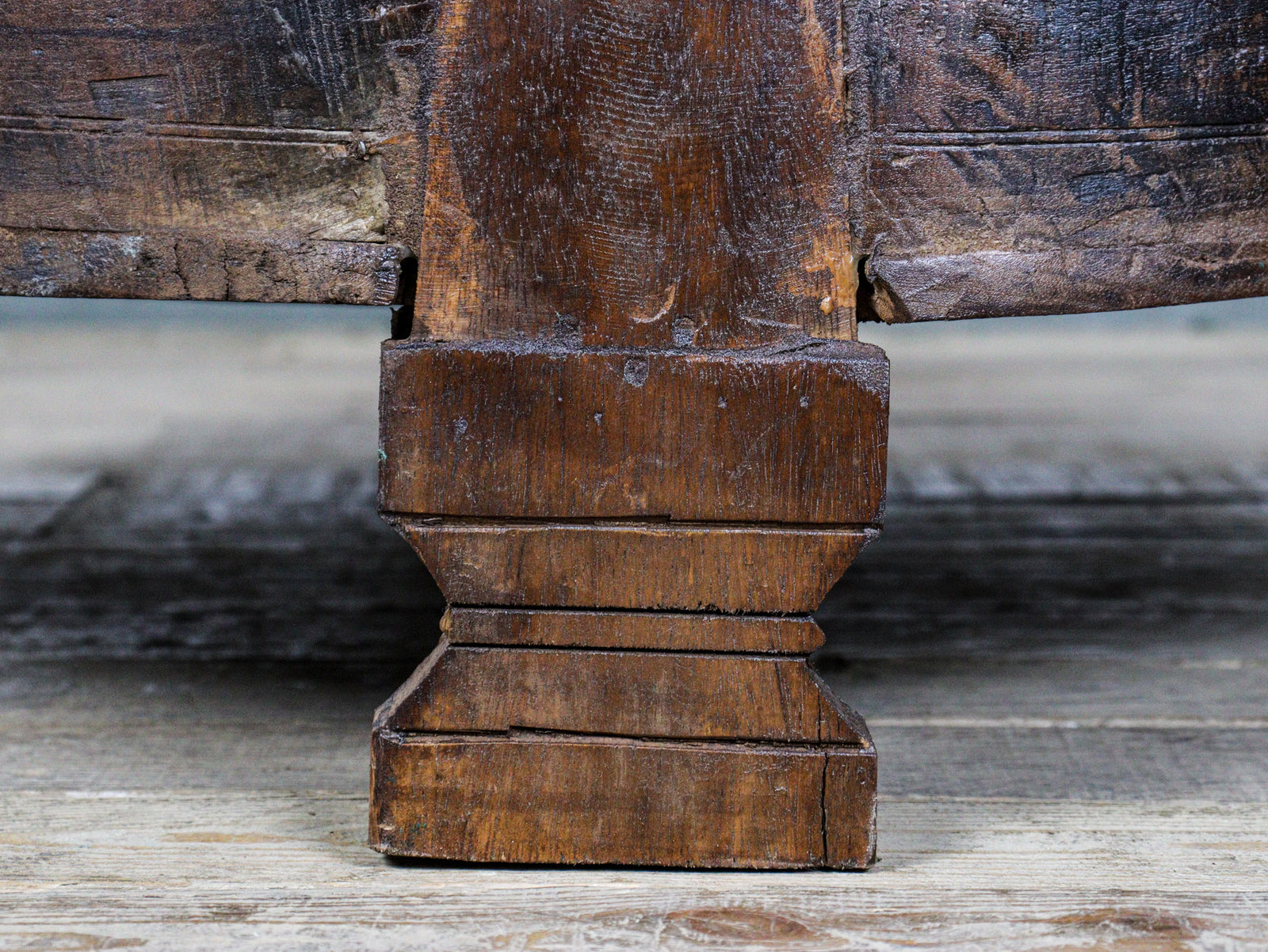 MILL-1555/15 Wooden Chakki Table C25