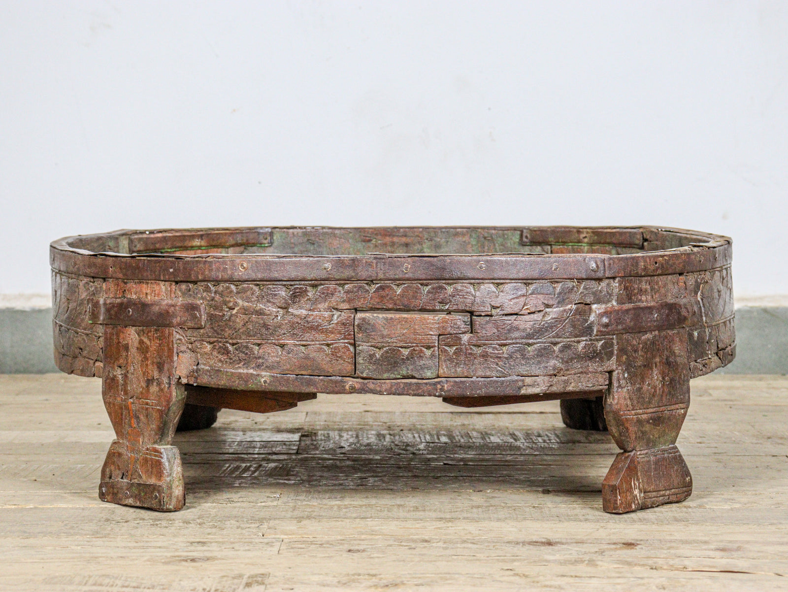 MILL-1555/22 Wooden Chakki Table C27