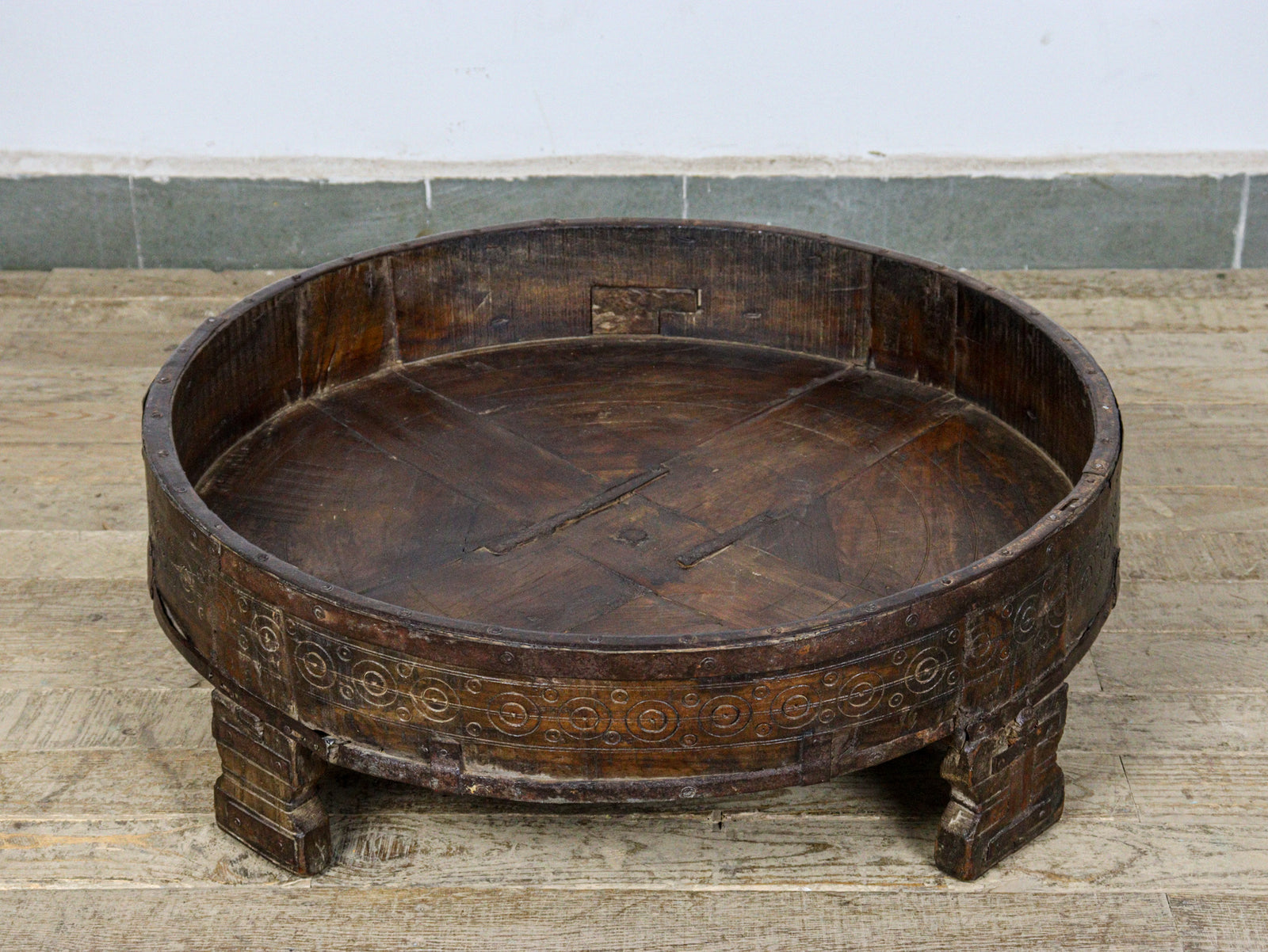 MILL-1555/23 Wooden Chakki Table C27