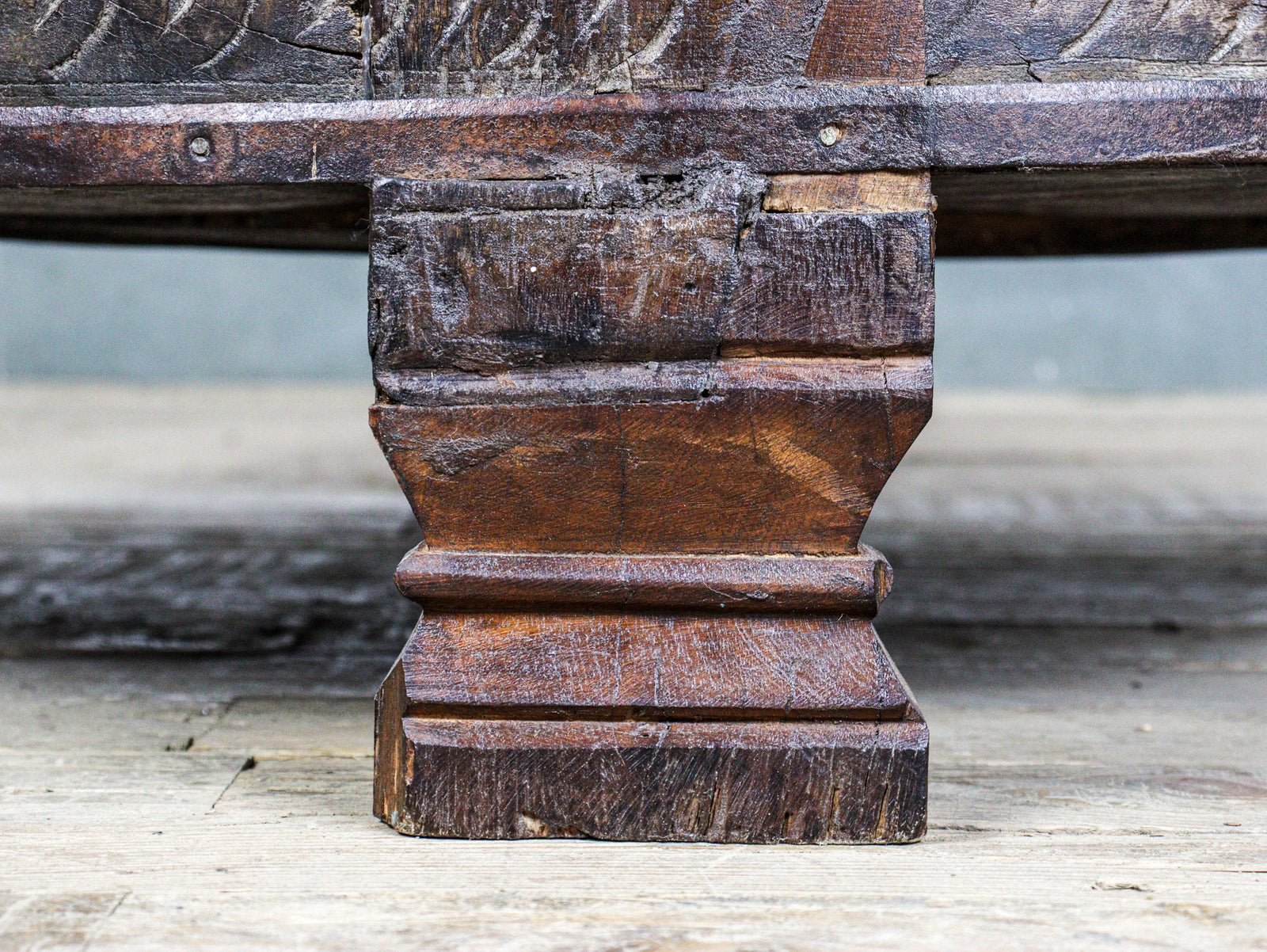 MILL-1555/34 Wooden Chakki Table C27