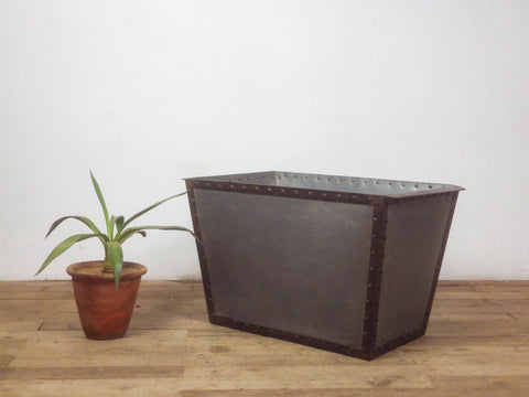MILL-627/7 Large Galvanised Wall Planter C26