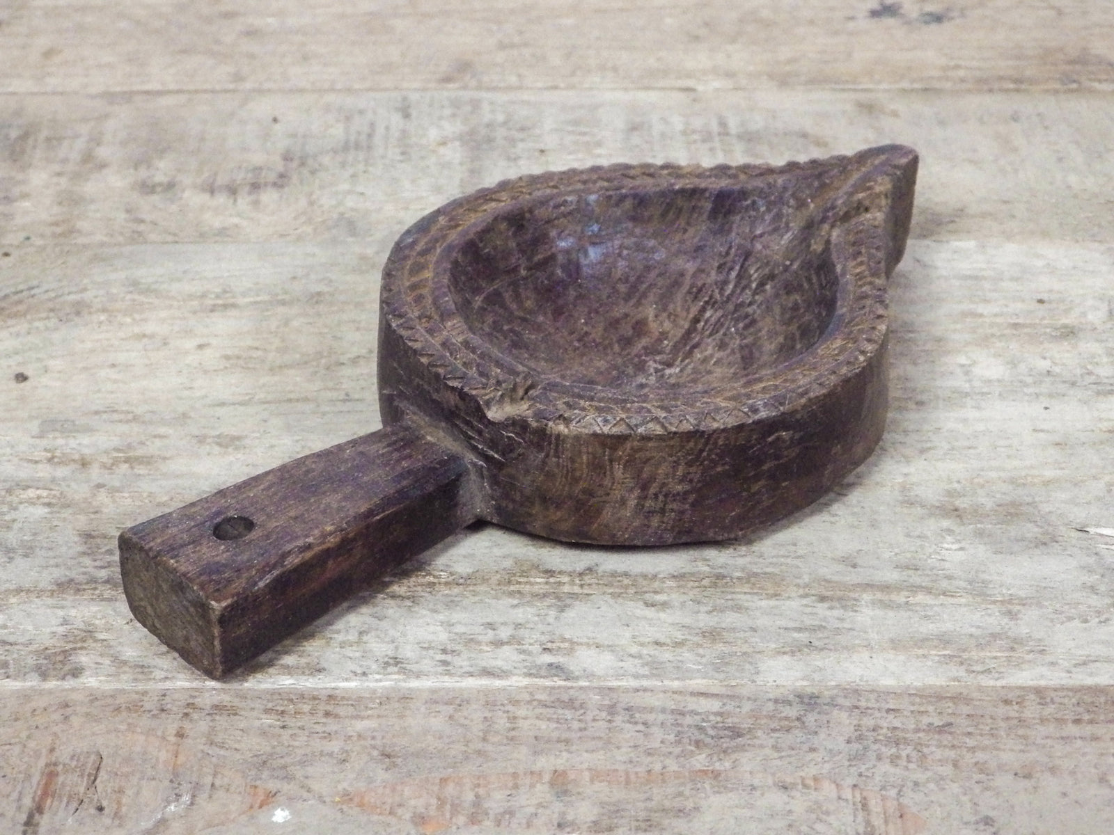 MILL-1360 Carved Wooden Scoop
