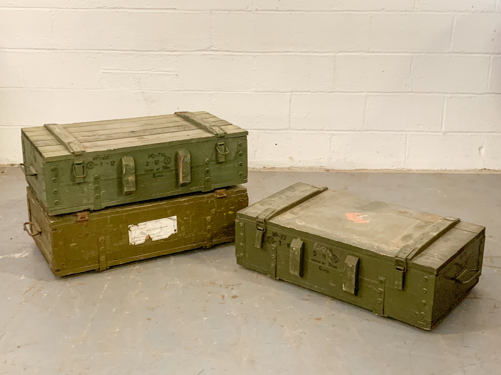 MILL-TR28 Vintage Military Pine Crates