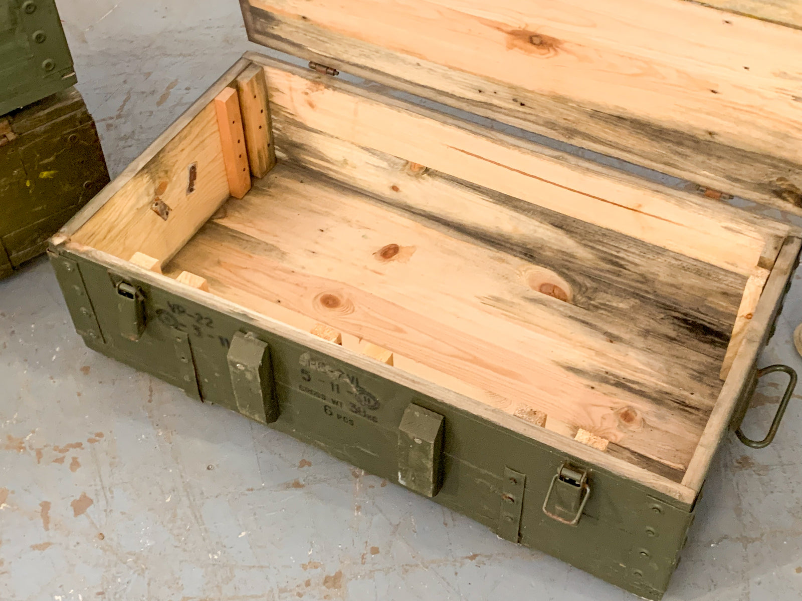 MILL-TR28 Vintage Military Pine Crates